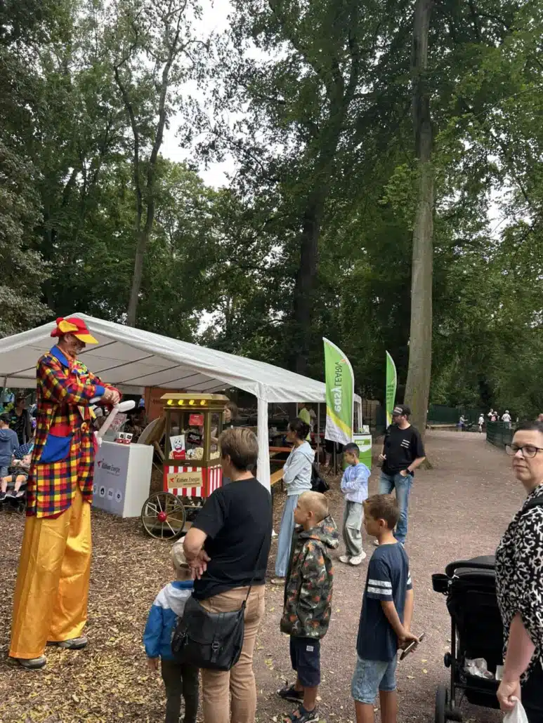 Tierpark Gl Cksrad Clown